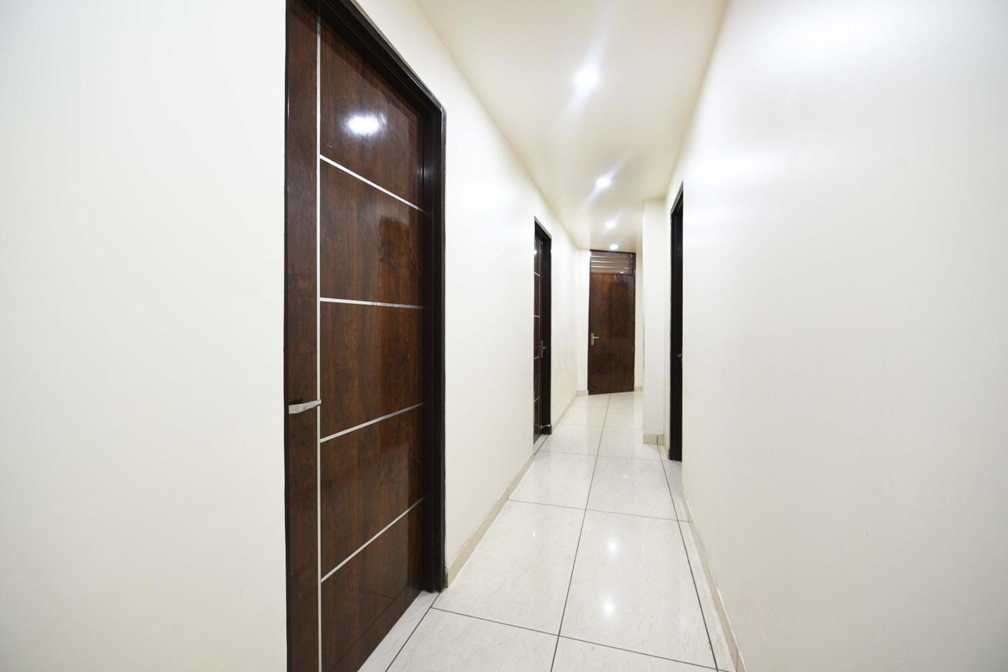 Hotel O Empire State Delhi  Extérieur photo