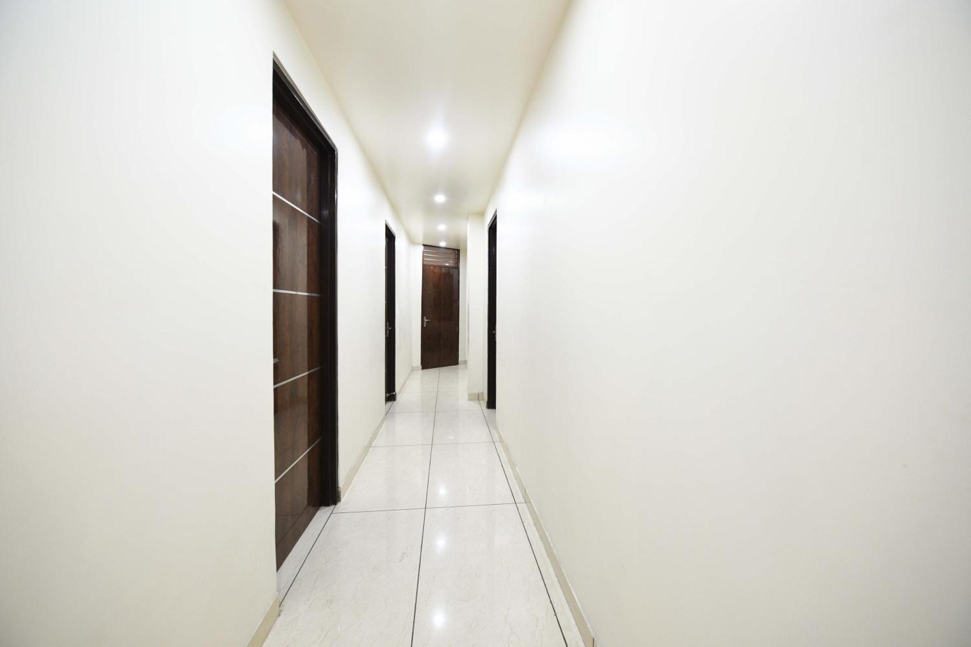 Hotel O Empire State Delhi  Extérieur photo